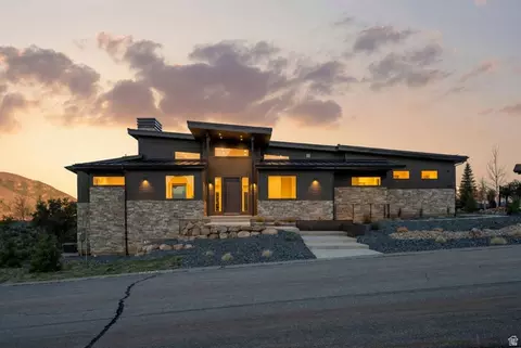 Exterior - 5585 E Highland View Ct, Eden, UT 84310 photo 18 of 20