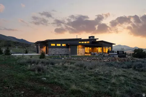 Exterior - 5585 E Highland View Ct, Eden, UT 84310 photo 20 of 20