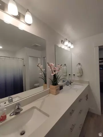 Bath - 2736 E Kistler Aly, Eagle Mountain, UT 84005 photo 1 of 3