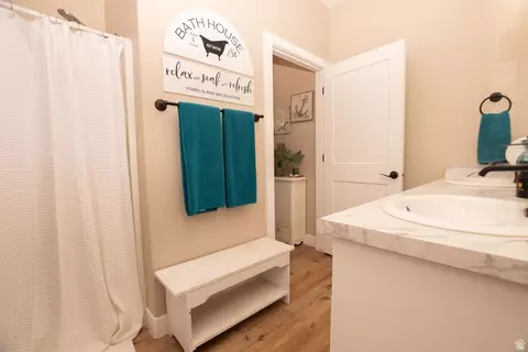 Bath - 745 E 885 N, Beaver, UT 84713 photo 5 of 7