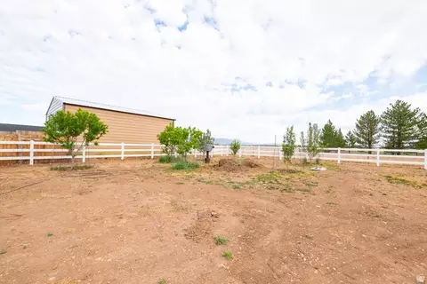 Exterior - 745 E 885 N, Beaver, UT 84713 photo 16 of 16
