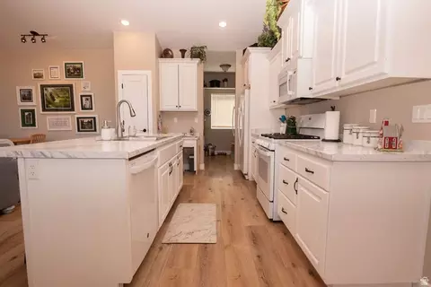 Kitchen - 745 E 885 N, Beaver, UT 84713 photo 6 of 8