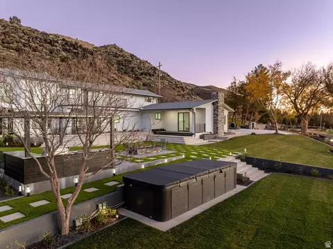 Exterior - 476 E Spring Dr, Toquerville, UT 84774 photo 12 of 19