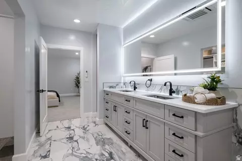 Bath - 476 E Spring Dr, Toquerville, UT 84774 photo 7 of 14