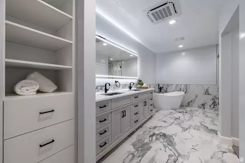 Bath - 476 E Spring Dr, Toquerville, UT 84774 photo 5 of 14