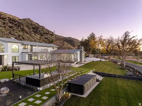 Exterior - 476 E Spring Dr, Toquerville, UT 84774 photo 7 of 19