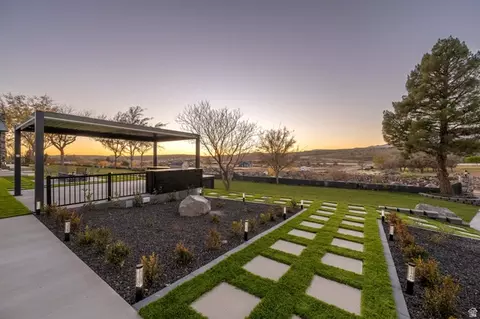 Exterior - 476 E Spring Dr, Toquerville, UT 84774 photo 8 of 19