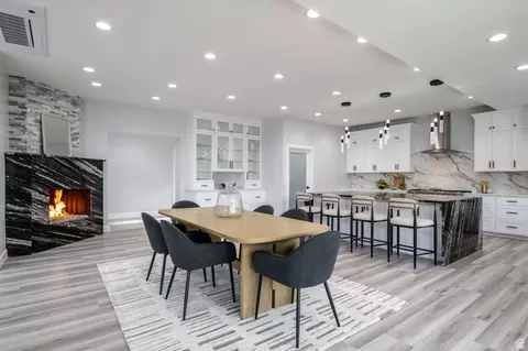 Dining - 476 E Spring Dr, Toquerville, UT 84774 photo 1 of 4