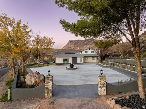 Exterior - 476 E Spring Dr, Toquerville, UT 84774 photo 14 of 19