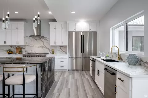 Kitchen - 476 E Spring Dr, Toquerville, UT 84774 photo 5 of 7