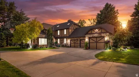 5105 W Old Oak Ln N, Highland, UT 84003