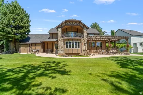 5105 W Old Oak Ln N, Highland, UT 84003