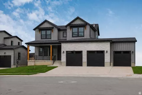 5885 N Canyon Rim Rd #624, Lehi, UT 84048
