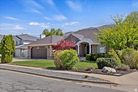 Exterior - 1924 N 2000 E, Layton, UT 84040 photo 3 of 6