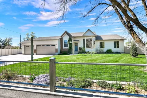 2137 W 200 S, Marriott Slaterville, UT 84404