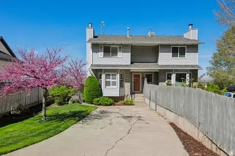 3073 E Stratton Dr S, Holladay, UT 84117