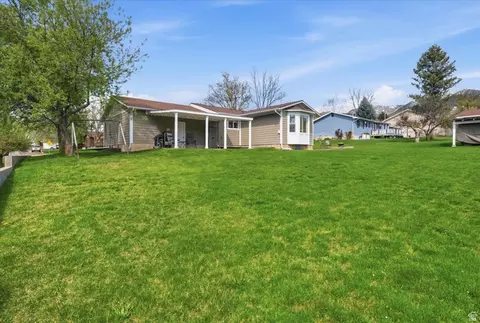 Exterior - 220 E 300 N, Hyde Park, UT 84318 photo 2 of 5