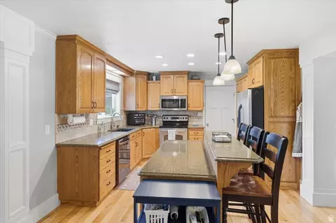 Kitchen - 220 E 300 N, Hyde Park, UT 84318 photo 1 of 4