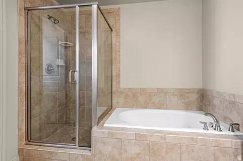 Bath - 258 E Topspin Way, Lehi, UT 84043 photo 1 of 4