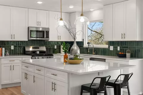 368 Spring Creek Road Rd, Providence, UT 84332