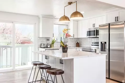 Kitchen - 10251 S 535 E, Sandy, UT 84070 photo 3 of 6