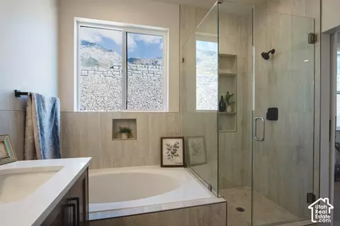Bath - 656 E Mountain Rd N, North Ogden, UT 84414 photo 2 of 4