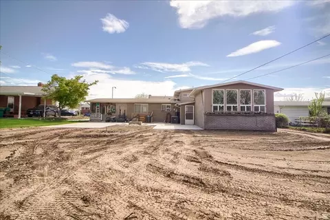Exterior - 124 W 1700 S, Orem, UT 84058 photo 3 of 7