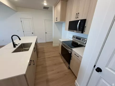 Kitchen - 671 N 280 W, Smithfield, UT 84335 photo 3 of 3