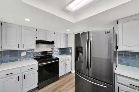 Kitchen - 1415 S 1250 E, Clearfield, UT 84015 photo 3 of 3