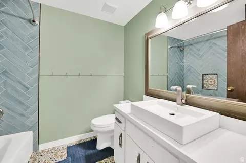 Bath - 1415 S 1250 E, Clearfield, UT 84015 photo 1 of 3
