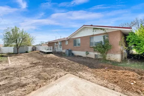 Exterior - 1415 S 1250 E, Clearfield, UT 84015 photo 2 of 3