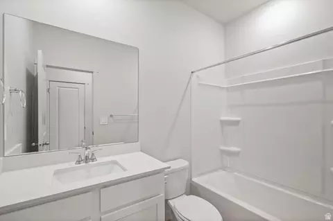 Bath - 3434 N Browning St #1514, Eagle Mountain, UT 84005 photo 1 of 4