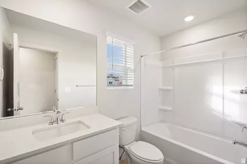 Bath - 3434 N Browning St #1514, Eagle Mountain, UT 84005 photo 2 of 4
