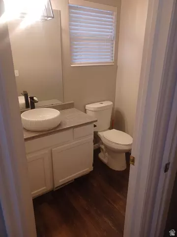 Bath - 185 N 50 W, Centerville, UT 84014 photo 1 of 3