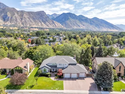 View/Area - 675 S River Breeze Dr, Orem, UT 84097 photo 2 of 8