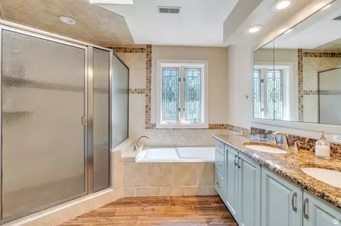 Bath - 675 S River Breeze Dr, Orem, UT 84097 photo 2 of 6
