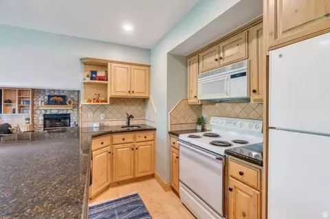 Kitchen - 675 S River Breeze Dr, Orem, UT 84097 photo 6 of 6