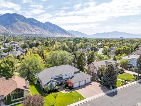 View/Area - 675 S River Breeze Dr, Orem, UT 84097 photo 4 of 8