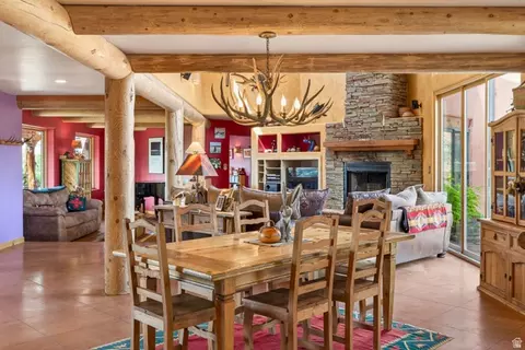 Dining - 3617 E Red Rock Dr, Moab, UT 84532 photo 3 of 4