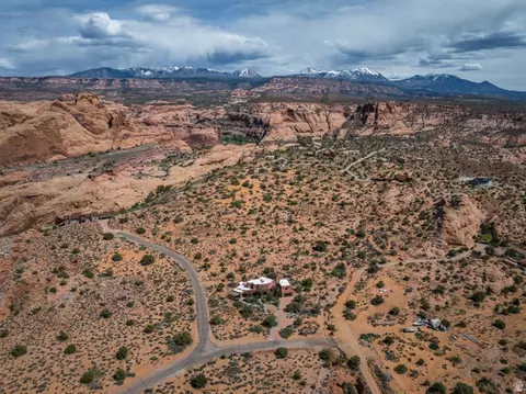 View/Area - 3617 E Red Rock Dr, Moab, UT 84532 photo 7 of 10