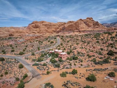 View/Area - 3617 E Red Rock Dr, Moab, UT 84532 photo 9 of 10