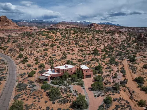 View/Area - 3617 E Red Rock Dr, Moab, UT 84532 photo 3 of 10