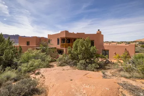 Exterior - 3617 E Red Rock Dr, Moab, UT 84532 photo 8 of 16