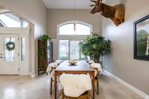 Dining - 3252 Sunset Hollow Dr, Bountiful, UT 84010 photo 2 of 4