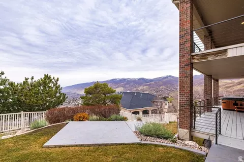Exterior - 3252 Sunset Hollow Dr, Bountiful, UT 84010 photo 16 of 16