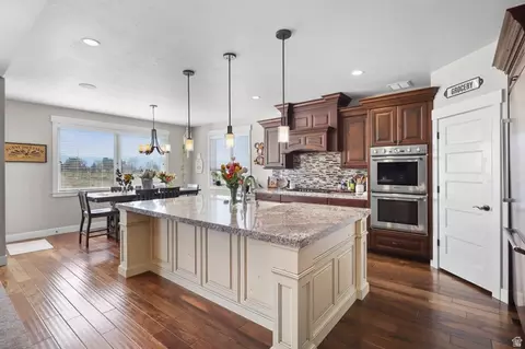 Kitchen - 3085 N Bronzewood Cir N #26, Erda, UT 84074 photo 3 of 6
