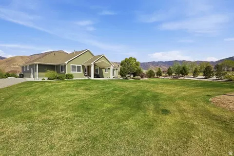 Exterior - 3085 N Bronzewood Cir N #26, Erda, UT 84074 photo 11 of 17