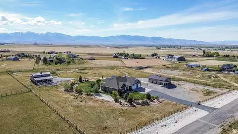 View/Area - 3085 N Bronzewood Cir N #26, Erda, UT 84074 photo 9 of 11
