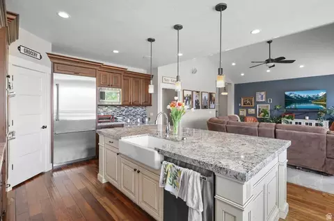 Kitchen - 3085 N Bronzewood Cir N #26, Erda, UT 84074 photo 2 of 6