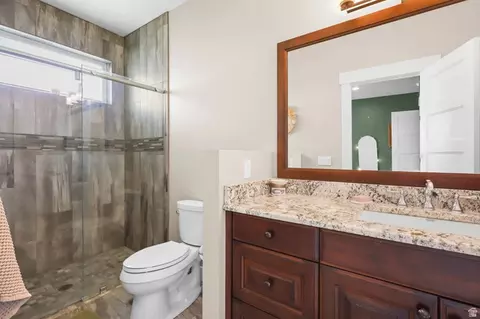 Bath - 3085 N Bronzewood Cir N #26, Erda, UT 84074 photo 2 of 8